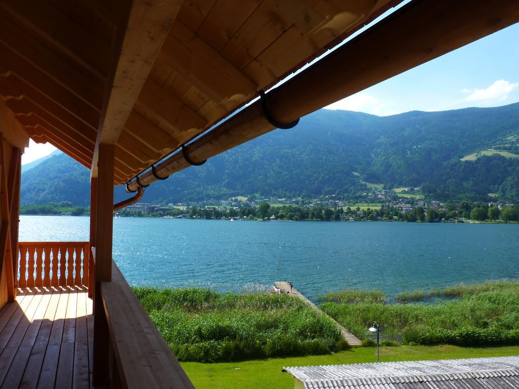 Hotel Stiftsschmiede Ossiach Pokoj fotografie